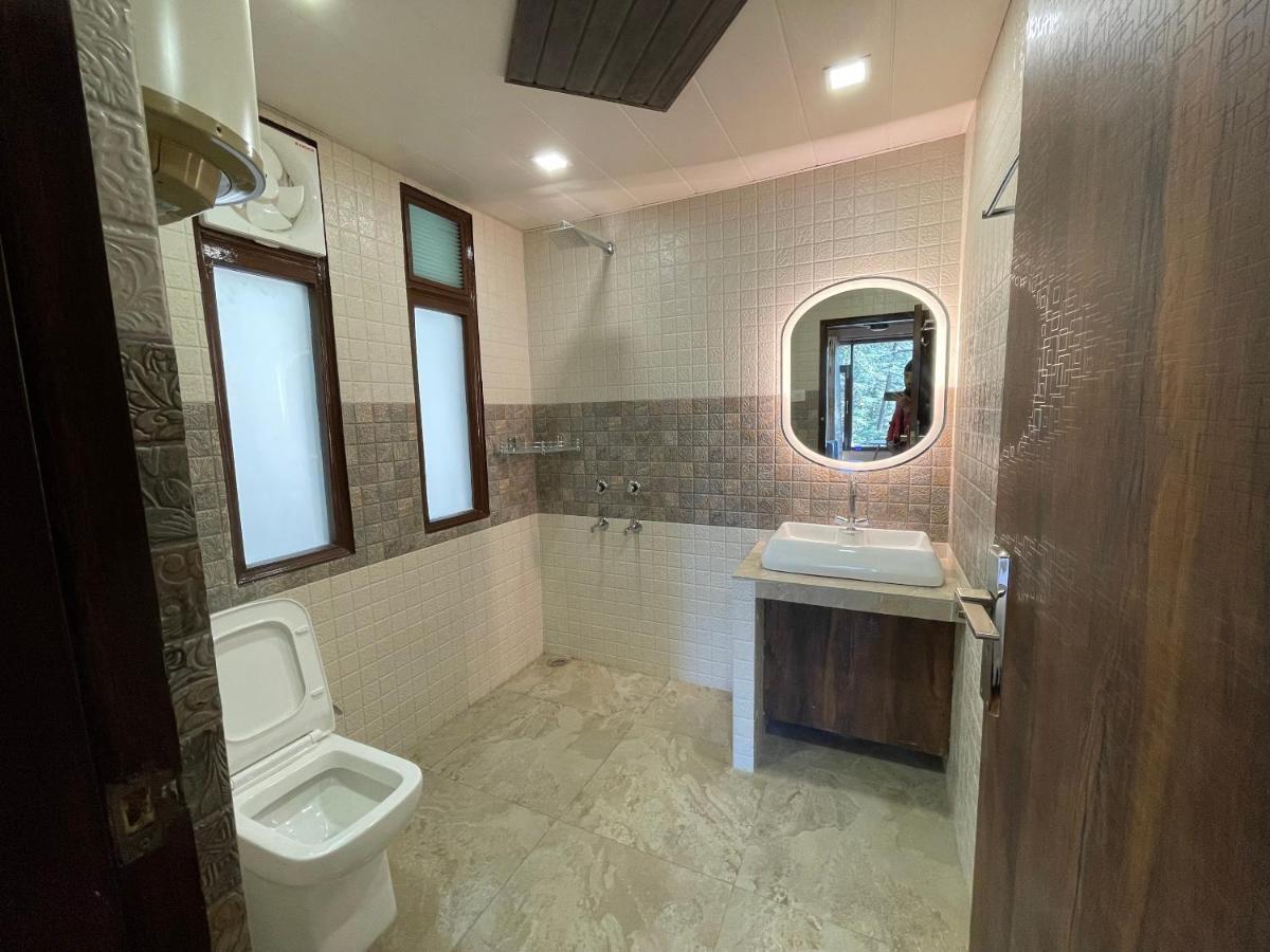 Nice View Premium Bnb Shimla Zewnętrze zdjęcie